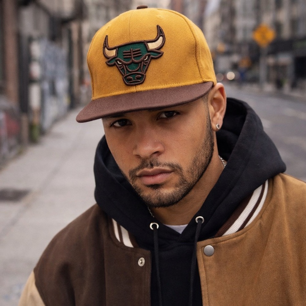 Mitchell & Ness Chicago Bulls XXVI Snapback Hat Brown Gold Vintage Style